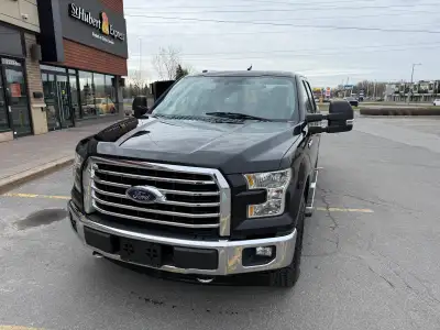 Ford F-150 XLT 2017 – 4 portes – V8 5.0L – 81 000 km – 31 500 $ Superbe Ford F-150 XLT 2017, 1 seul...