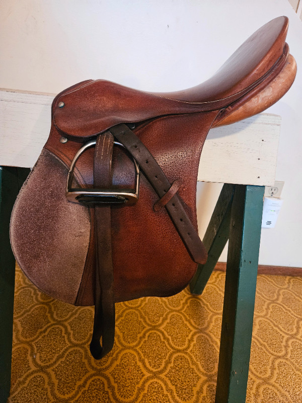 PASSIER SADDLE-Incl Stirrups & Saddle Pad $150.00 in Equestrian & Livestock Accessories in St. Albert - Image 2