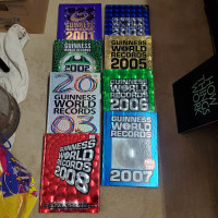 "Guinness World Records" (8) Collector's Item - 2001 - 2008