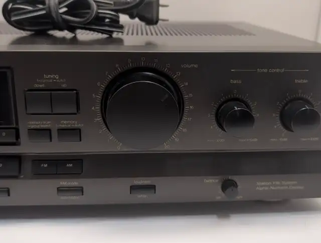 Technics SA-GX100 AM/FM Stereo Reciever in Stereo Systems & Home Theatre in Mississauga / Peel Region - Image 4