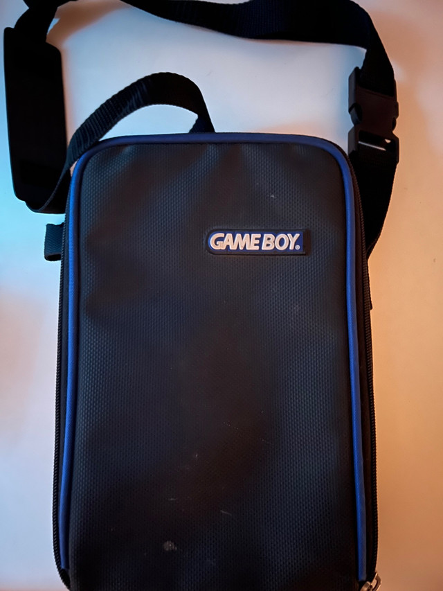 Original/Vintage Gameboy Carrying case dans Consoles classiques  à Laval/Rive Nord