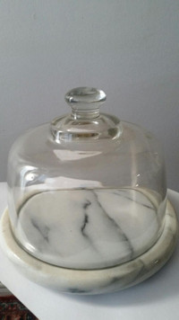 VINTAGE MARBLE AND GLASS CAKE HOLDER