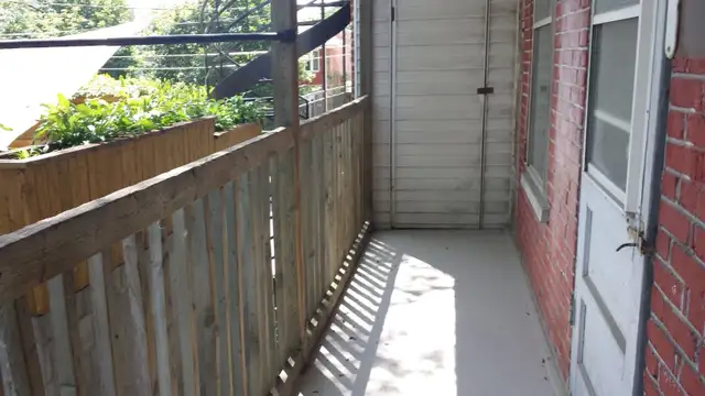 Two 5.5s (one 3-bed, one 2-bed) in the S-Ouest (Jolicoeur metro) in Long Term Rentals in City of Montréal - Image 29