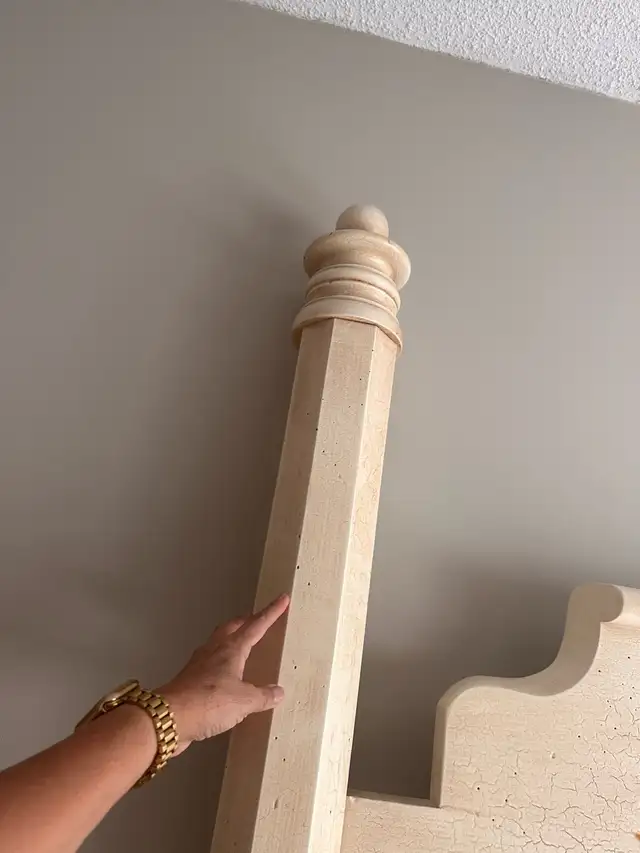 Queen size poster bed and mattress in Beds & Mattresses in Nanaimo - Image 4