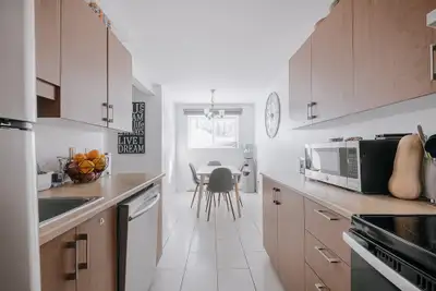 Je recherche un colocataire pour mon appartement à deux pas du Cégep de Lévis. Il est propre et symp...