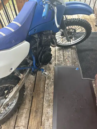 2002 Ttr 125 cc Has a brand new seat cover Brand new grips Brand new foot pigs A brand new number pl...