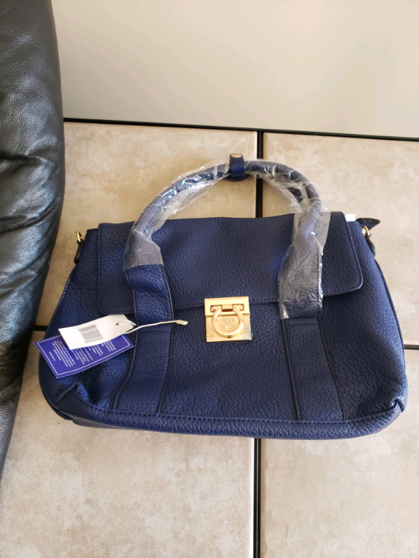 Heys Purse in Women's - Bags & Wallets in Ottawa - Image 2