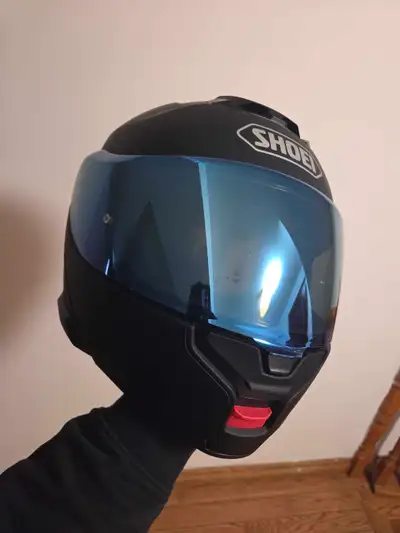 I'm selling a Shoei Neotech modular motorcycle helmet, which is designed for superior comfort and sa...