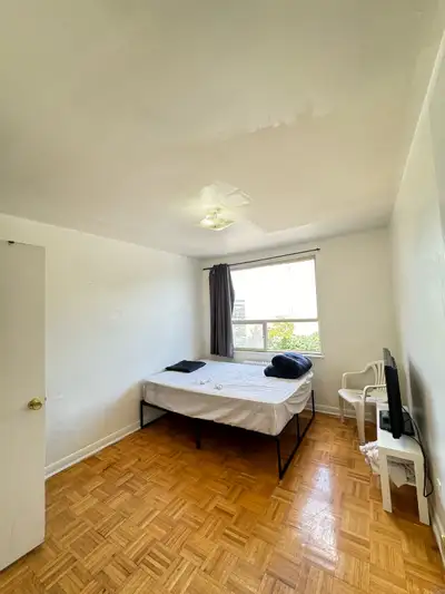 Big room Furnished all inclusive free wifi all utilities included shared apartment of 3 bedroom. 24/...