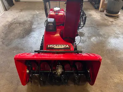 souffleuse Honda HSS1332A, View more