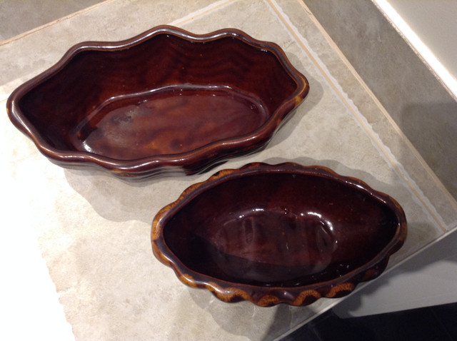 Chinese glazed clay pottery planter flower bowl pot 2 pcs in Other in Oshawa / Durham Region - Image 2