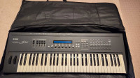 Yamaha S30 vintage synthesizer MINT