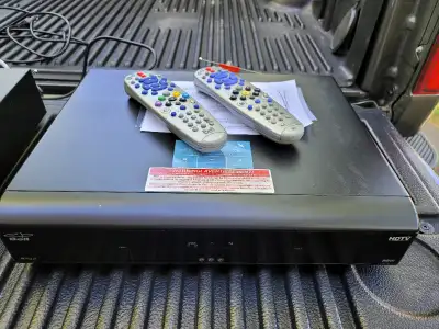 Décodeur Bell ExpressVu 9242. Model PVR + HD + sortie 2e télé, View more