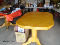 oak table & 6 chairs