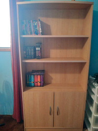 BOOKSHELF 