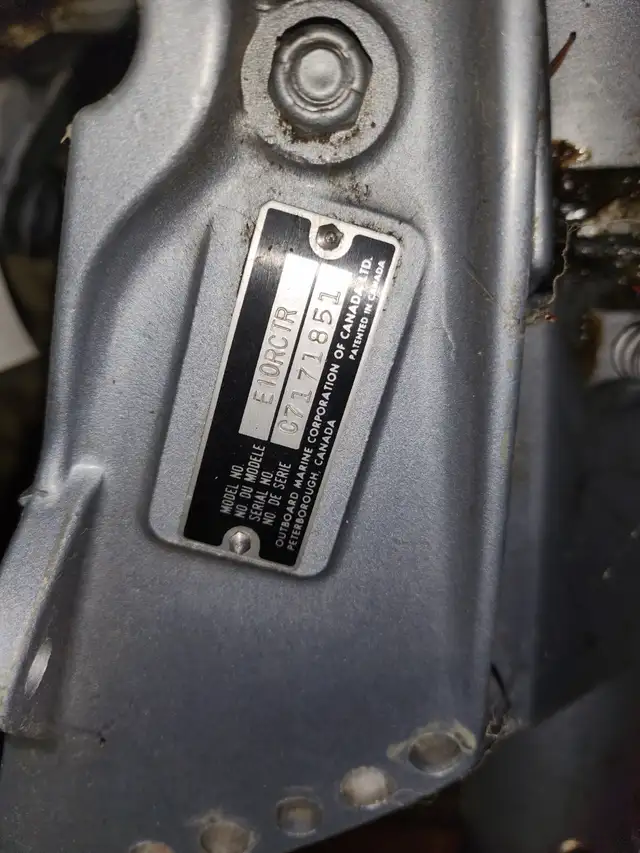 9.9 evinrude boat motor in Other in Pembroke - Image 5