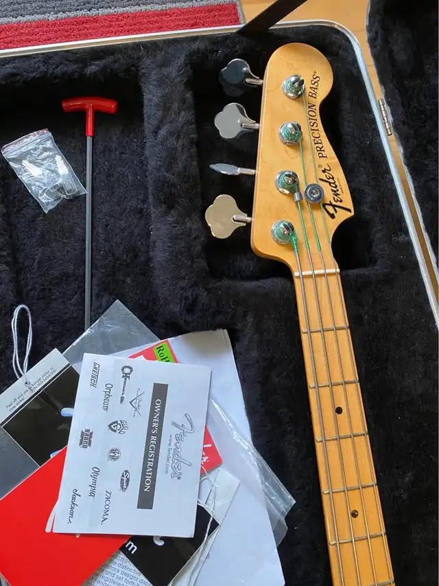 Fender Precision American Deluxe (USA)62863258990979122