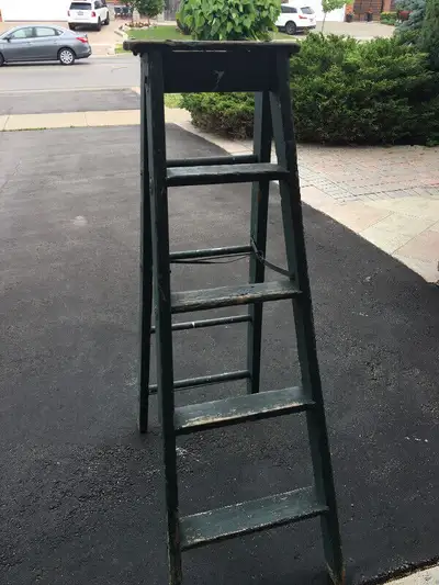 Ladder 1970’s heavy wood 5 feet, View more