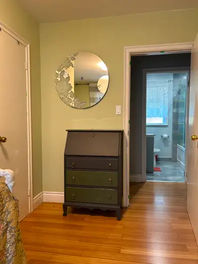 north york subway room availalbe