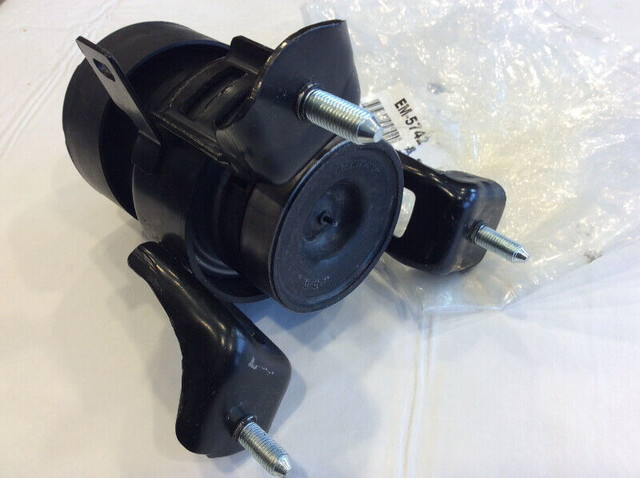 New Toyota Camry / Venza Motor Mount EM-5742 Transmission Mount in Other Parts & Accessories in Markham / York Region - Image 4