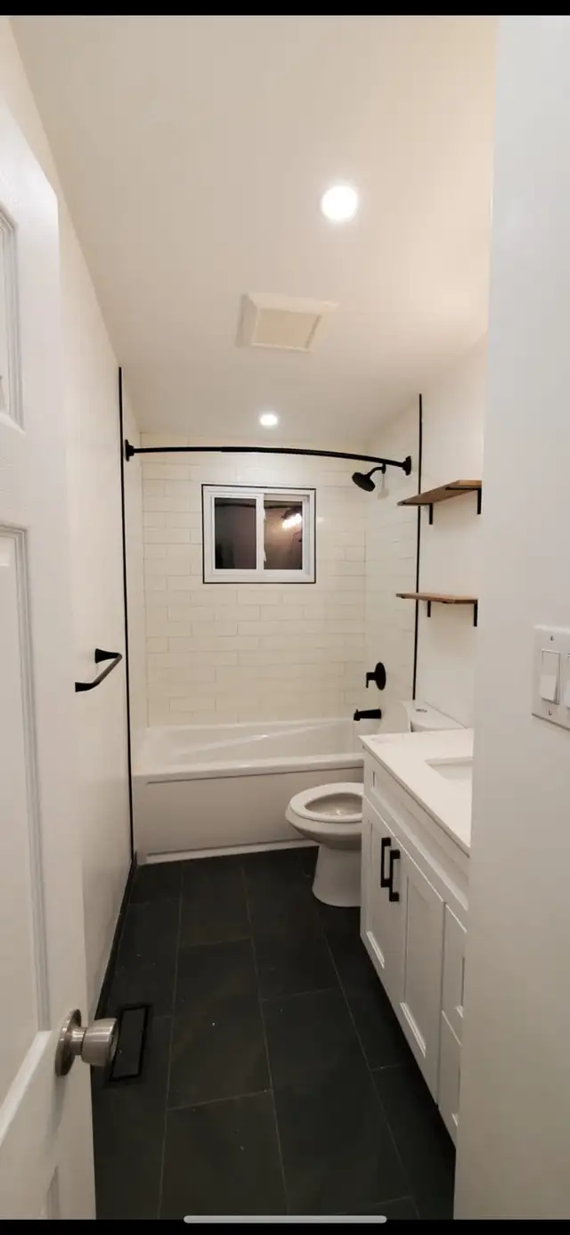 LIMITED OFFER  - Local Bathroom Specialists & Renovations62863242236547123