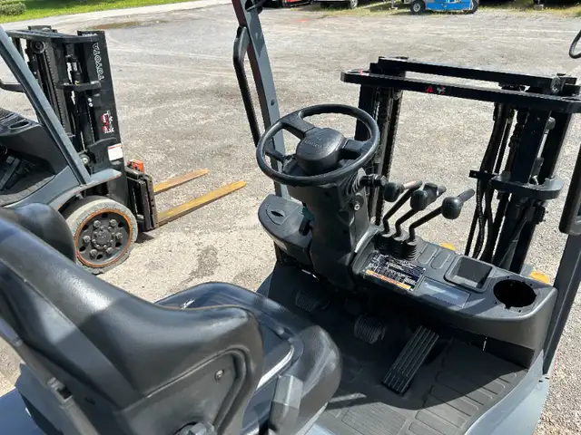 WOW!!! 2017 Toyota 8FGCU20 LPG Forklift / Lift Truck in Other in City of Toronto - Image 8