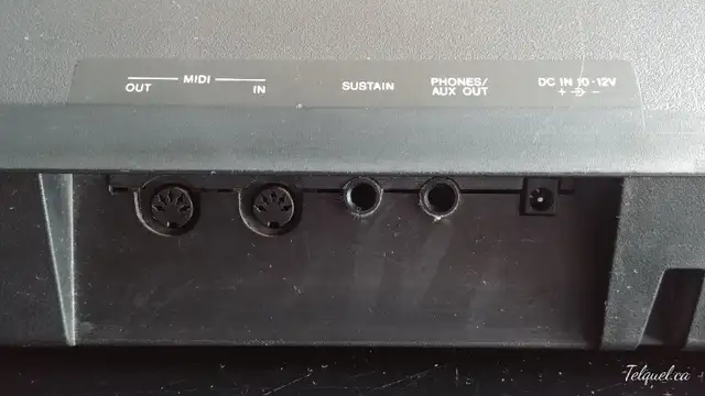 Synthetiseur/Clavier Yamaha PSR-220 in Pianos & Keyboards in Longueuil / South Shore - Image 8