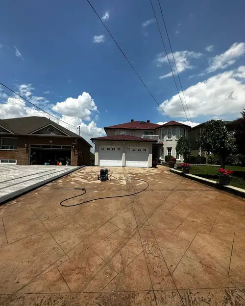 Looking for a reliable and experienced handyman in Kelowna or surrounding areas? I offer professiona...