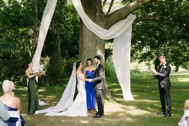 Registered Wedding Officiant Throughout Ontario 