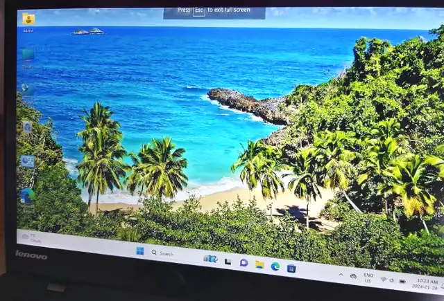 Lenovo ThinkPad X1 Carbon  i5 Super WQHD  Touchscreen Win11 Pro in Laptops in City of Montréal - Image 2