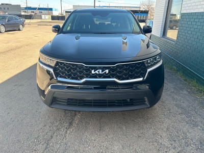 2023 Kia Sorento LX Premium