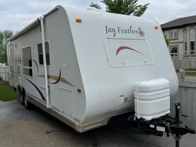 2006 Jay Feather Camping Trailer, 26 feet length. Very clean non-smoker, non-pet. Everything’s worki...