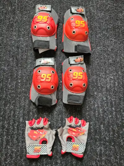 Ensemble pour vélo garçon Flash McQueen & PJ Mask, View more