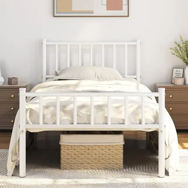 Yaheetech 614232 white Twin Size Bed Frame Metal Platform  in Beds & Mattresses in Markham / York Region - Image 2