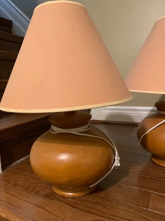 Table lamps set of 2 lamps in Indoor Lighting & Fans in Markham / York Region - Image 4