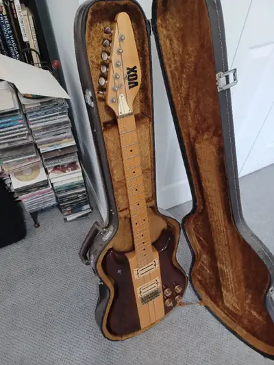 VOX Guitar - Custom 25 Electric - Vintage, View more