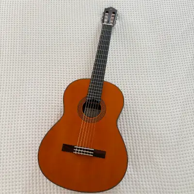 Guitare classique CG122MC en cèdre massif et nato + sac de trans, View more