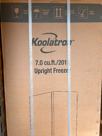 NEW Koolatron Upright Freezer 7.0 cu ft (198L) White Lo