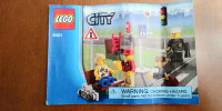 Lego Set 8401 - City Minifigure Collection