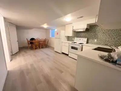 Room for rent - Algonquin College - Aug 1