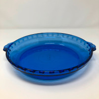 Pyrex Cobalt Scallop Edge Glass Pie Plate