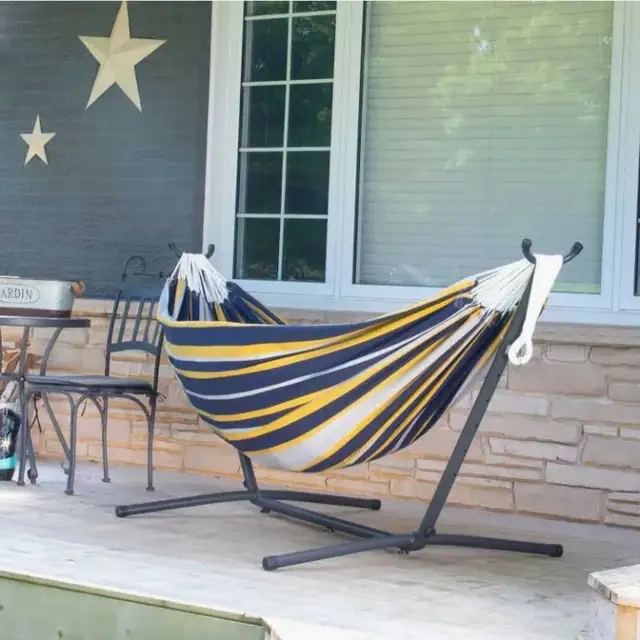 Vivere Double Cotton Vivere Hammock with Steel Stand & Carry Bag in Patio & Garden Furniture in Oakville / Halton Region - Image 2