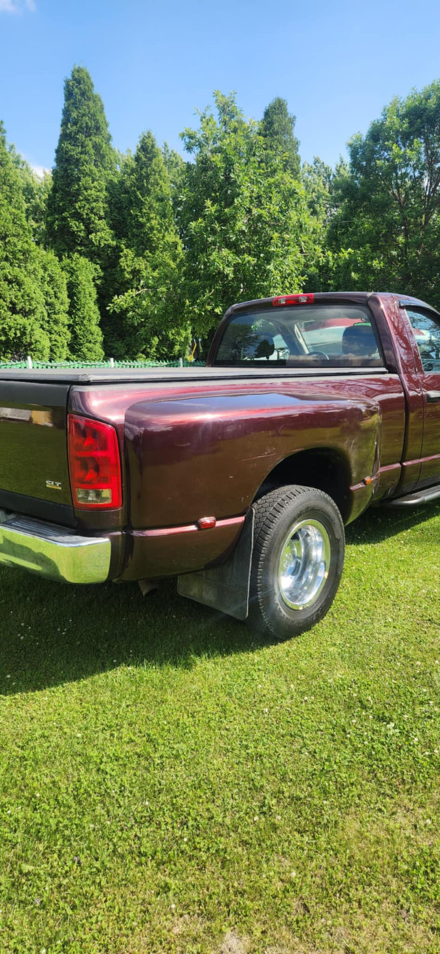 2004 Ram 3500HD Dually dans Autos et camions  à Saguenay - Image 2