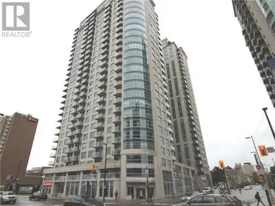 This is your opportunity to move right into a 1 bedroom 1 bathroom condo in the heart of downtown Ot...