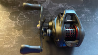 Casting fishing reel