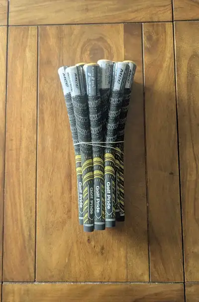 Golf Pride MCC Teams Black/Gold Standard Grips (Set of 13), View more