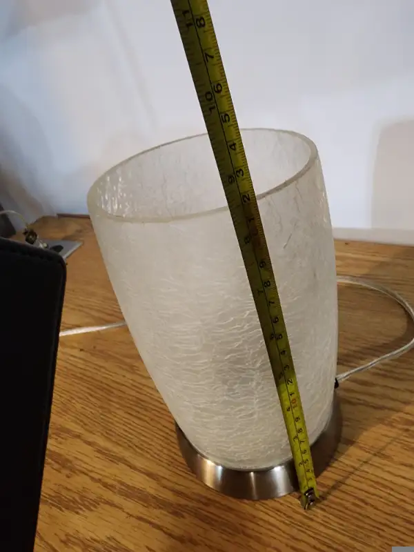 touch light textured Glass lamp 110V in Indoor Lighting & Fans in Oakville / Halton Region - Image 9