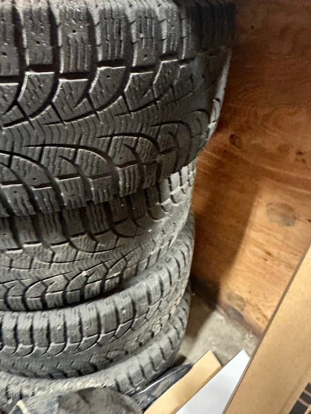 Firelli tires plus rims 4 x235/45/r17 in Tires & Rims in City of Toronto - Image 4