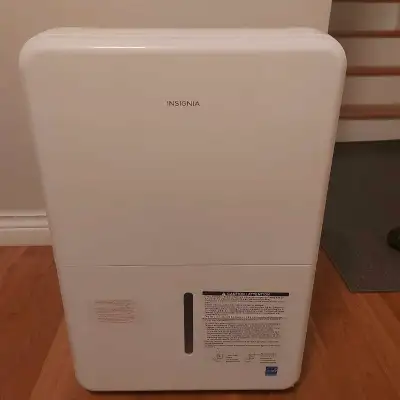 Selling Insignia 35-pint dehumidifier – it works great, just don’t need it anymore. Perfect for base...