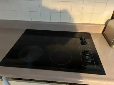 Used but in good condition. Removing as part of kitchen renovation. Element for the largest unit has...